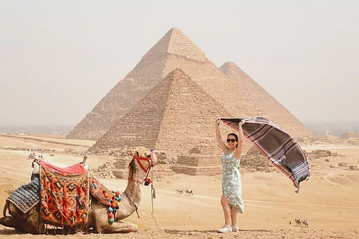 Hurghada to Giza: Private Day Tour to the Pyramids & Egyptian Museum with Lunch photo 2