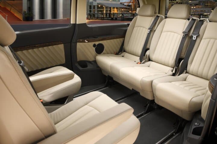 Dubai Airport Private Transfer: Fast, Comfortable One-Way Transfer to Your Hotel photo 4