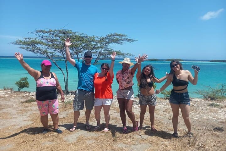 Full-Day Aruba Island Tour: California Lighthouse, Casibari & Baby Beach Swim