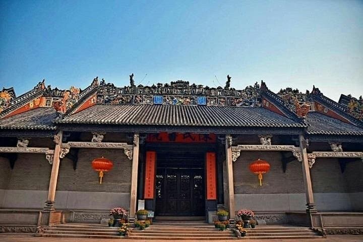 Guangzhou Layover Visa-Free Private Tour: Baiyun Mountain, Dim Sum & Glass Bridge Options photo 3