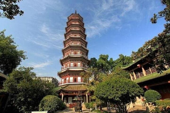 Guangzhou Layover: 4-Hour Private Airport Tour with Dim Sum & Canton Tower photo 6