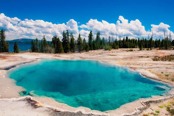 Self-Guided Audio Road Trip: Yellowstone, Grand Teton, Glacier & Banff photo 5