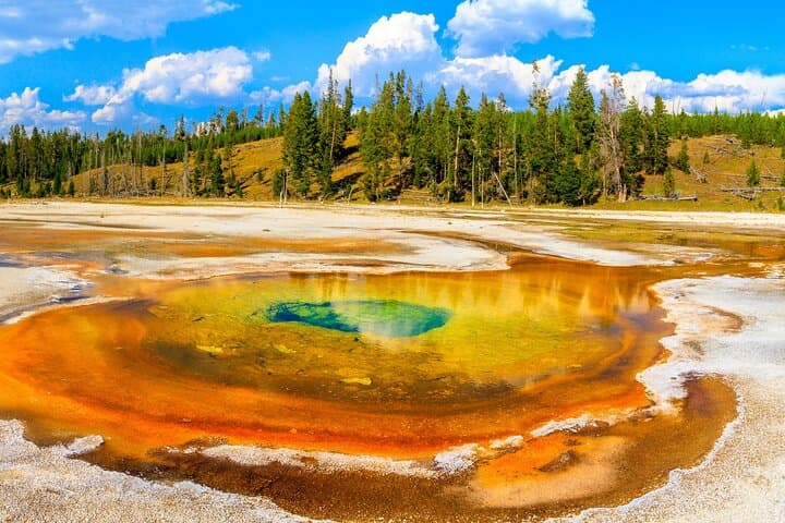 Self-Guided Audio Road Trip: Yellowstone, Grand Teton, Glacier & Banff
