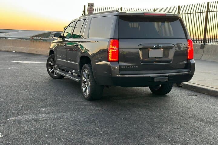 Bozeman BZN to Gardiner Private Round-Trip Transfer to Yellowstone photo 2