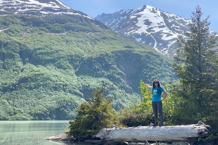 Explore Alaska’s Wilds: Kayak and Hike the Historic Iditarod Trail to Grant Lake photo 3