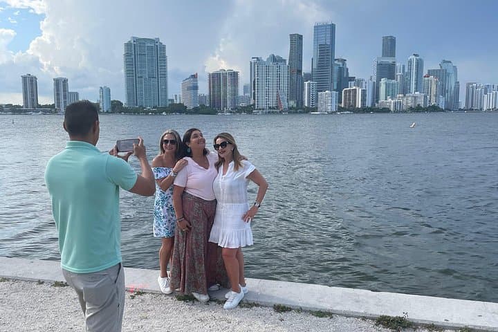 Miami in 3.5 Hours: Small-Group Sightseeing, Culture & Photography Tour photo 2