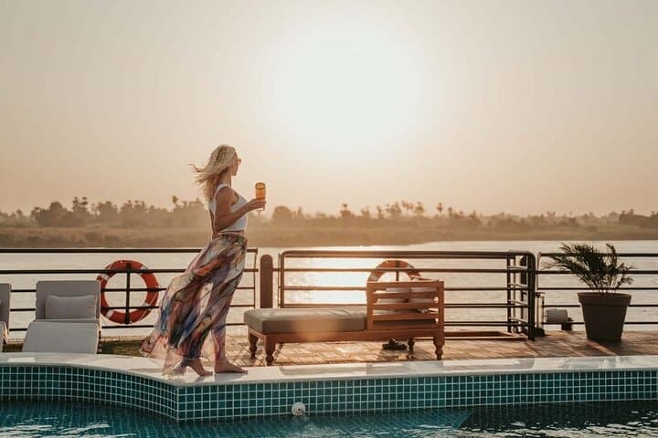 Aswan to Luxor Nile Cruise: 3-Night Temple Cruise with Hot Air Balloon & Abu Simbel