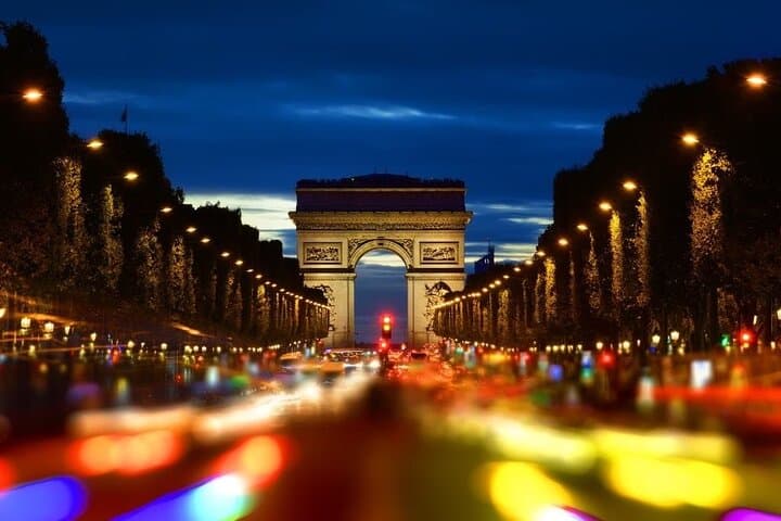 Paris by Night: Private Sightseeing Tour and Seine River Cruise