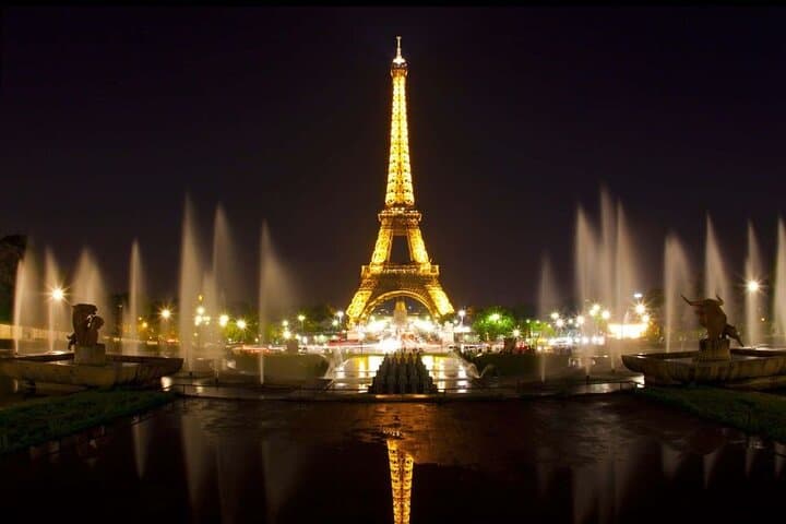 Paris by Night: Private Sightseeing Tour and Seine River Cruise photo 4