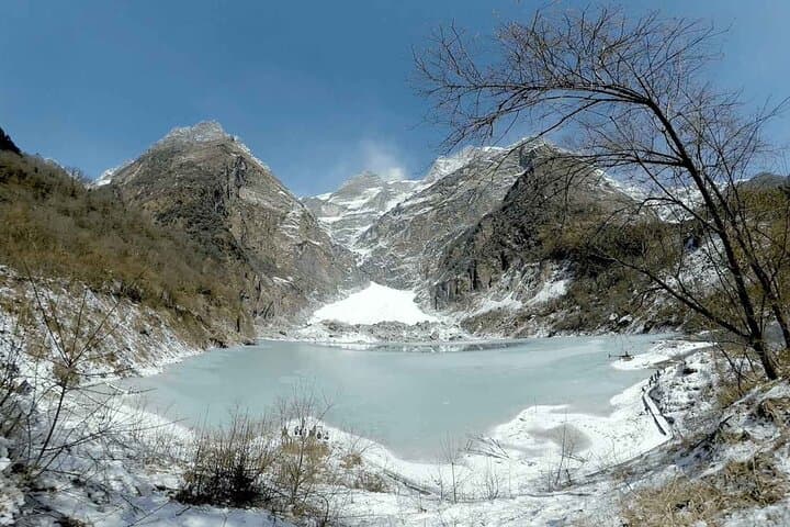 Sikles to Kapuche Glacier: 3-Day Trek from Pokhara into Gurung Country