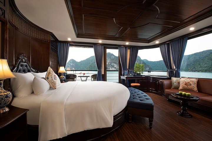 Luxury V.I.P. Suite Cruise in Halong & Lan Ha Bay — 2D/1N Overnight Experience photo 1