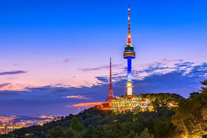 Afternoon in Seoul: Gwangjang Street Food, Hanok Village & N Seoul Tower Views