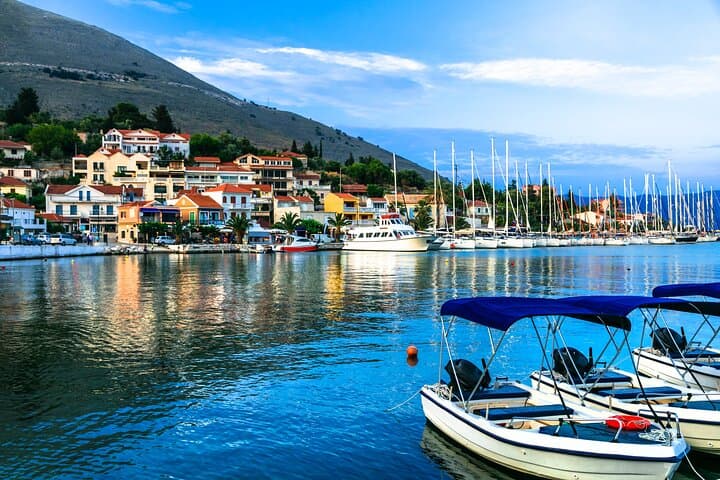 Kefalonia Highlights: Drogarati Cave, Melissani Lake & Myrtos Beach from Argostoli
