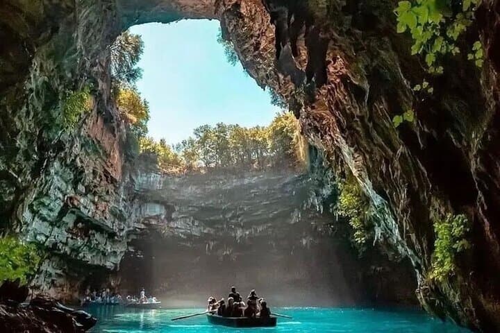 Kefalonia's Treasures: Private Full-Day Highlights Tour from Sami photo 4