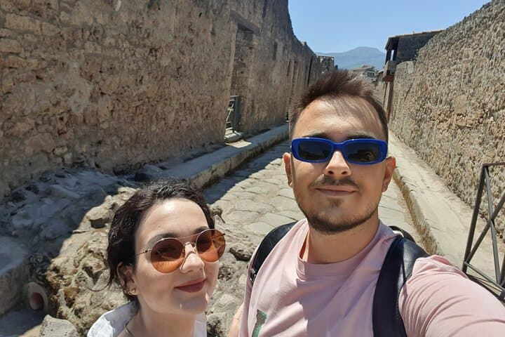 Escape from Pompeii: Self-Guided Mystery Puzzle Adventure Through the Ruins photo 2