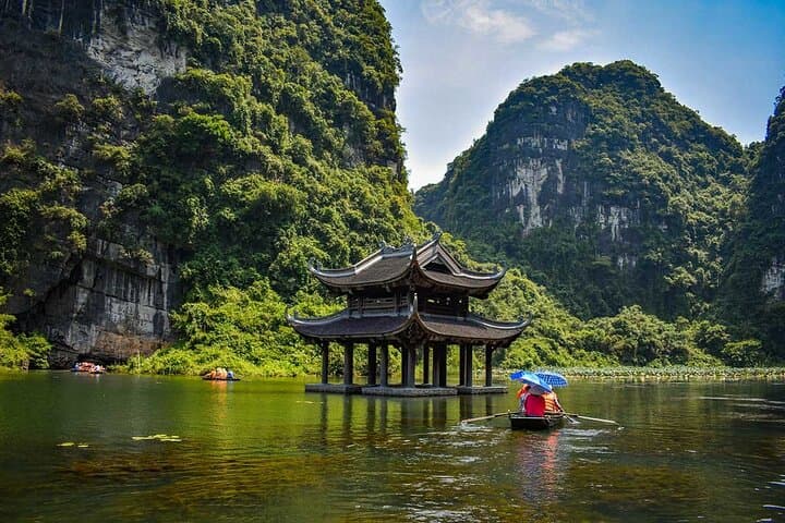 Ninh Binh Day Trip: Hoa Lu, Trang An or Tam Coc Boat Ride & Mua Cave Viewpoint photo 1