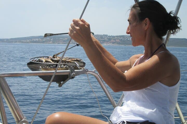 Private Sailing from Estepona: 4-Hour Dolphin-Search & Coastal Cruise photo 3