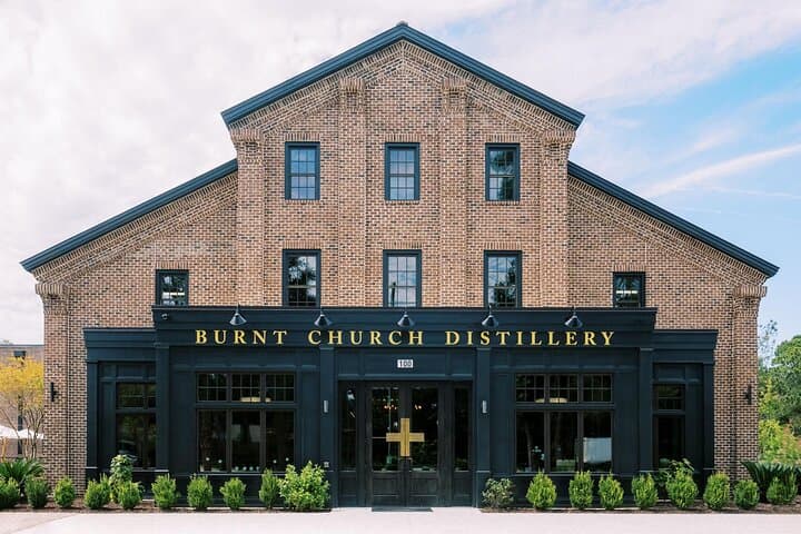 Hilton Head Distillery & Bluffton Shuttle: Two-Stop Spirits Tour with Tastings photo 5