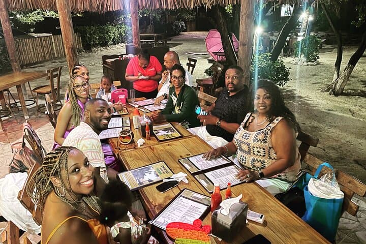 Private Transport in Jamaica: Montego Bay Airport Transfers and Custom Island Drives photo 2