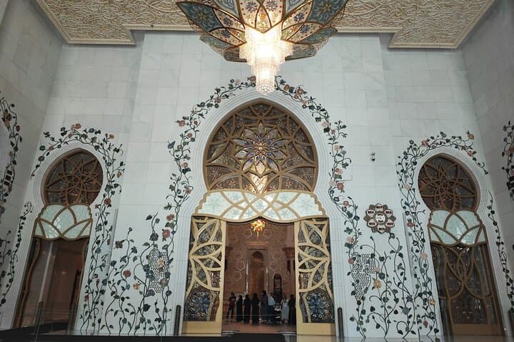 Emirates Palace Hi‑Tea and Sheikh Zayed Grand Mosque Visit from Dubai photo 4