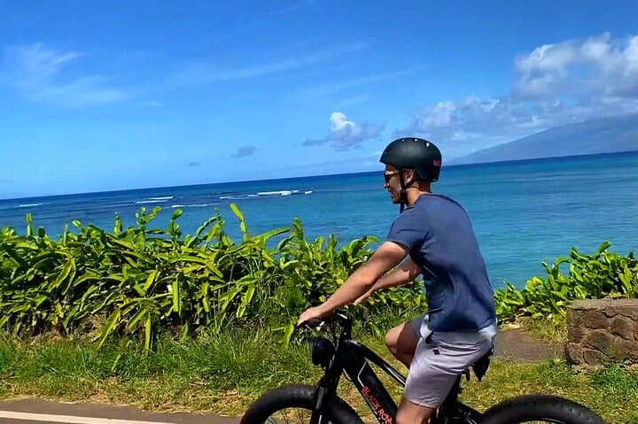 West Maui eBike Island Explorer: Full-Day Electric Bike Rental & Coastal Tour