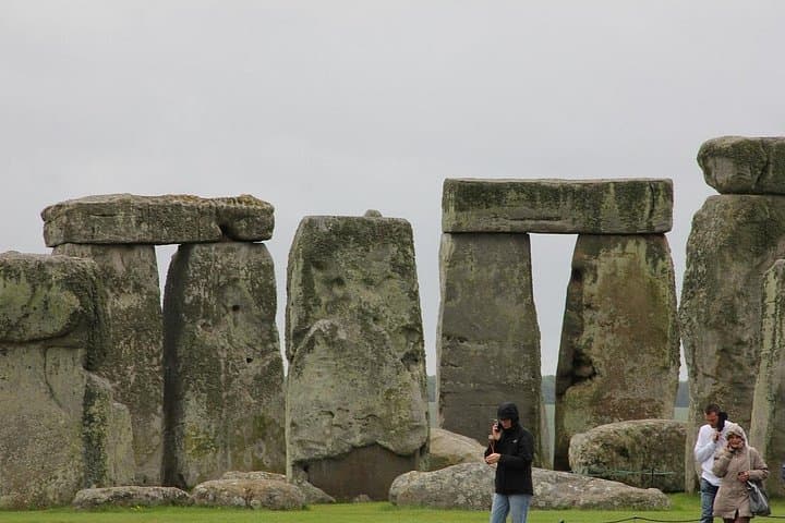 Stonehenge Pre-Cruise Private Tour — London to Southampton Transfer photo 4