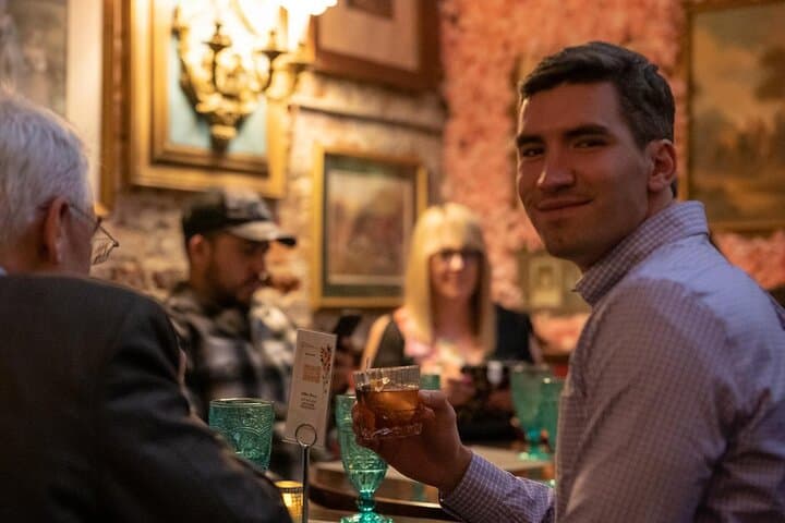 Hell's Kitchen Night Tour: Gangsters, Heroes & NYC Cocktail Crawl photo 5