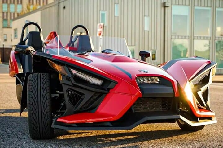 12-Hour Polaris Slingshot Rental: Cruise Philadelphia in Style