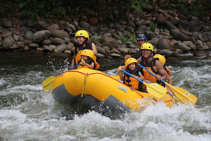 Class IV Sarapiquí River Whitewater Rafting: Half-Day Adventure in Costa Rica photo 5