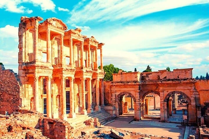 Ephesus Full-Day Tour from Istanbul: Ancient City & House of the Virgin Mary