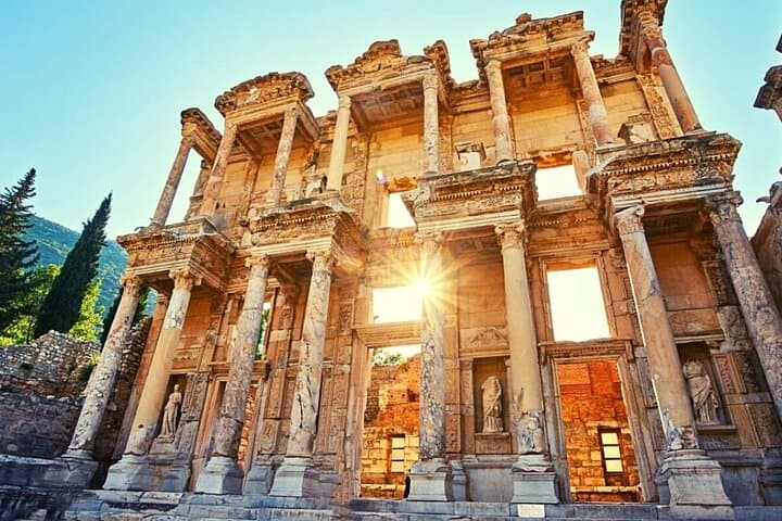 Ephesus Full-Day Tour from Istanbul: Explore the Ancient City and House of Virgin Mary