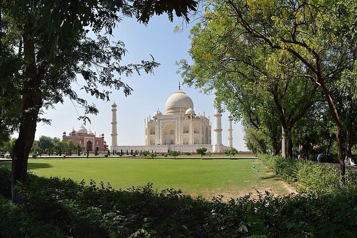 Agra Overnight Tour: Taj Mahal & Agra Fort — Overnight Heritage from Delhi photo 5