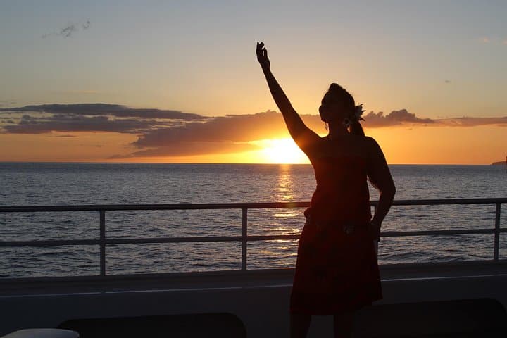 Maui Sunset Dinner Cruise: Pride of Maui Hula & Open-Bar Sunset Sail photo 2