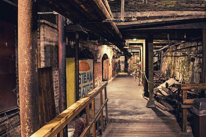 Best of Seattle Small-Group Walking Tour — Space Needle, Harbor Cruise & Beneath the Streets photo 2
