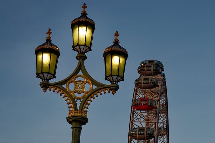 Royal London Walk: Buckingham Palace, The Mall & Westminster Highlights photo 4