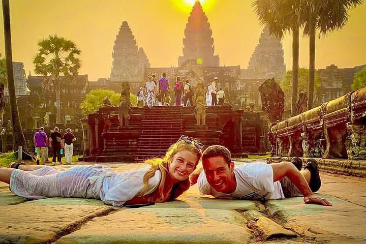 Sunrise at Angkor Wat: Small-Group Guided Temple Tour in Siem Reap photo 6
