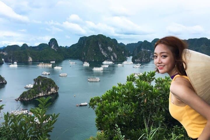 Ha Long Bay and Ninh Binh 2-Day Gateway Tour from Hanoi photo 3