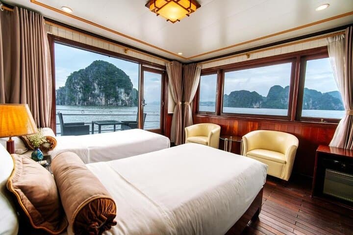 Overnight Bai Tu Long Bay Cruise: The Bay Less Traveled photo 6