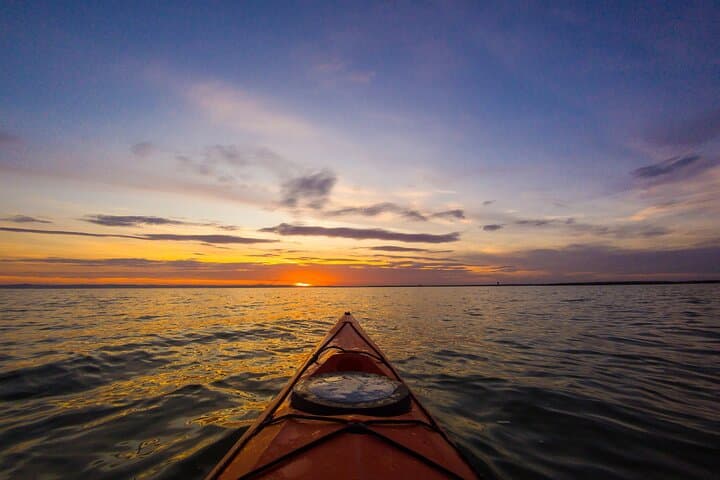 Sunset Kayak in Roundstone Bay — 1.5hr Coastal & Inishlacken Island Tour photo 2