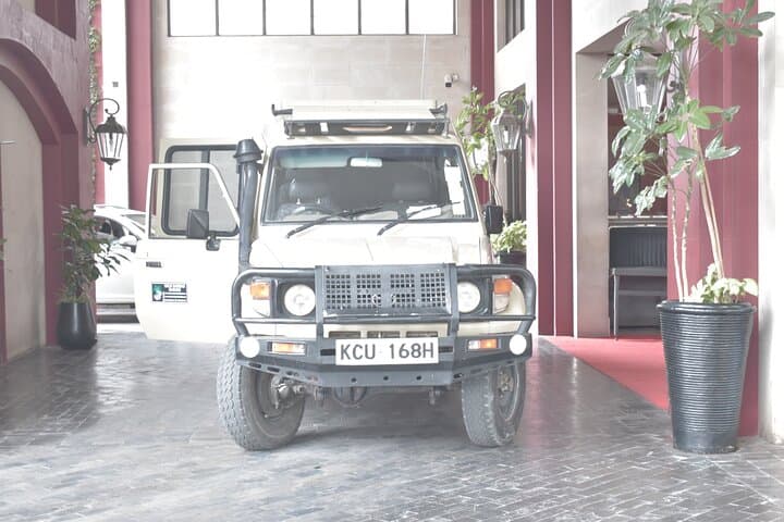 8-Day Masai Mara to Mombasa Safari: Multi-Park Wildlife Tour with Boat Ride photo 2