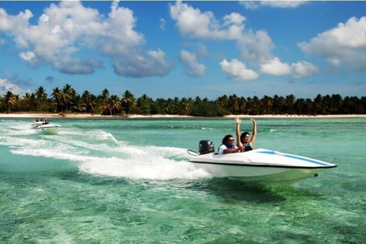 Punta Cana Speedboat Adventure: Hidden Beaches, Natural Pool & Snorkel photo 2