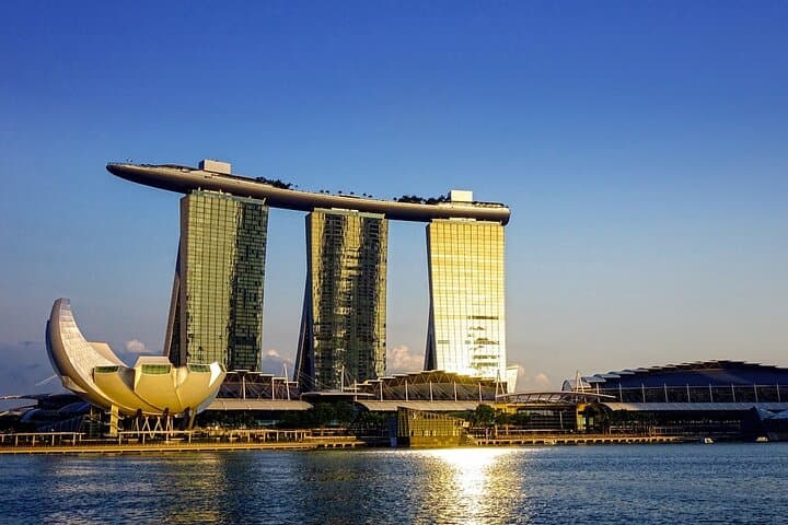 Private 4-Hour Singapore City Tour by Car or Minibus photo 2