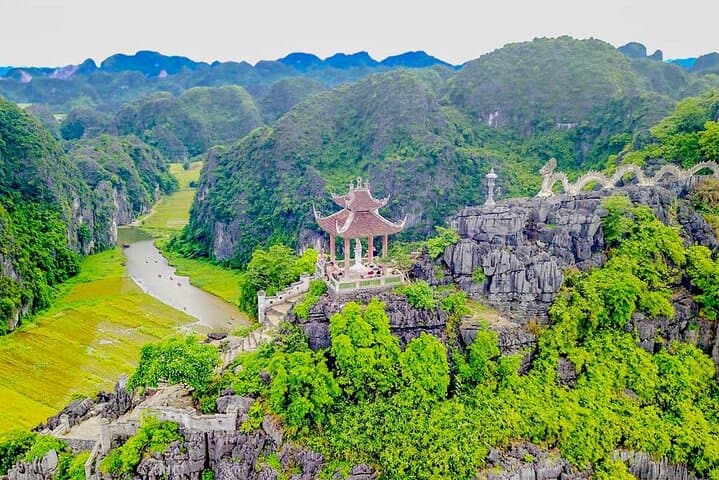 Ninh Binh Day Trip: Hoa Lu, Trang An Boat Tour & Mua Cave Hike photo 4