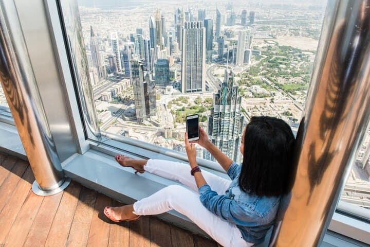 Sunset at Burj Khalifa: 124th & 125th Floor Tickets with Private Transfer photo 4