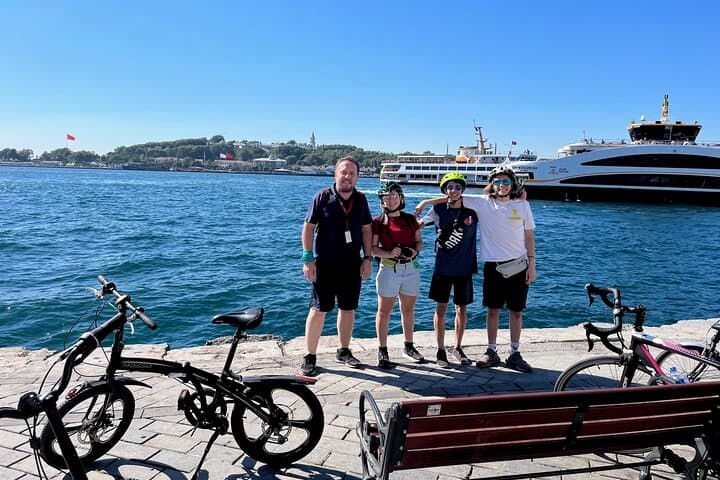 Istanbul 3-Hour Private Bike Tour: Historic Peninsula Highlights photo 2