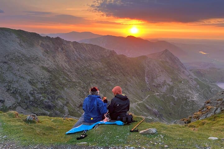 Snowdon Sunrise Hike: Guided Night Ascent of Yr Wyddfa in Eryri photo 2
