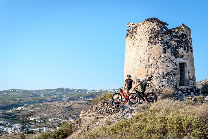 Santorini E-Bike Coast & Villages: 3.5-Hour Electric Bike Experience