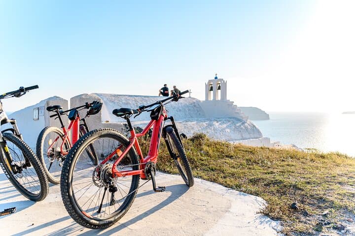 Santorini E-Bike Coast & Villages: 3.5-Hour Electric Bike Experience photo 6