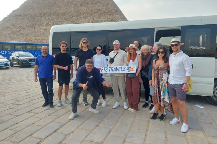 4-Day Private Tour in Cairo: Pyramids, Egyptian Museum & Khan El Khalili photo 4