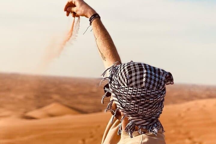 Dubai Desert Safari 4x4: Evening Dune-Bashing & Bedouin Camp Experience photo 5